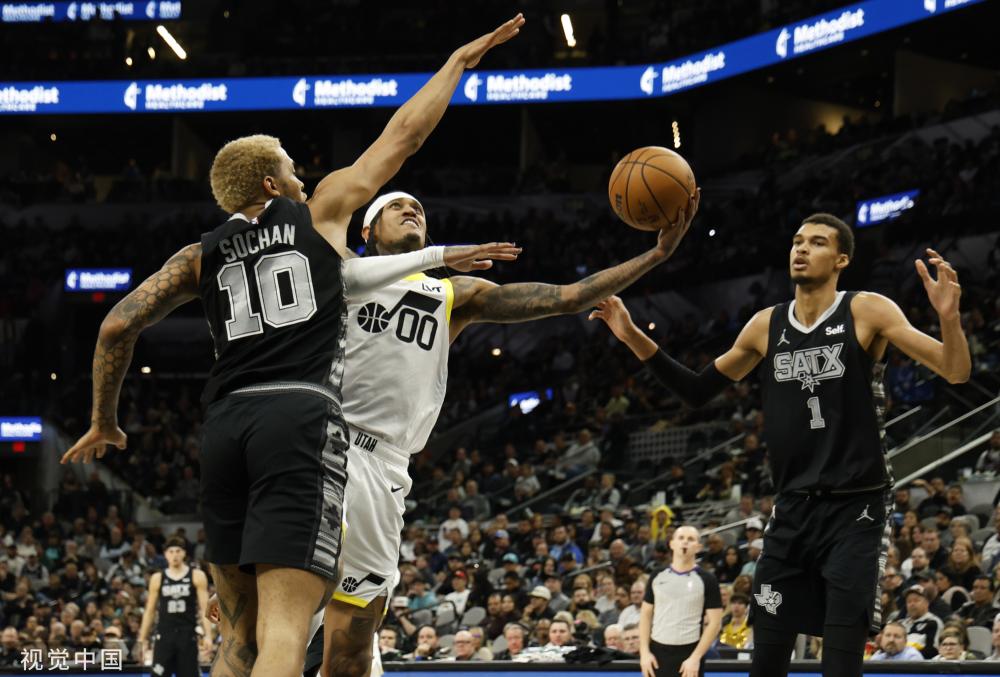 不难发现他 不难发现他