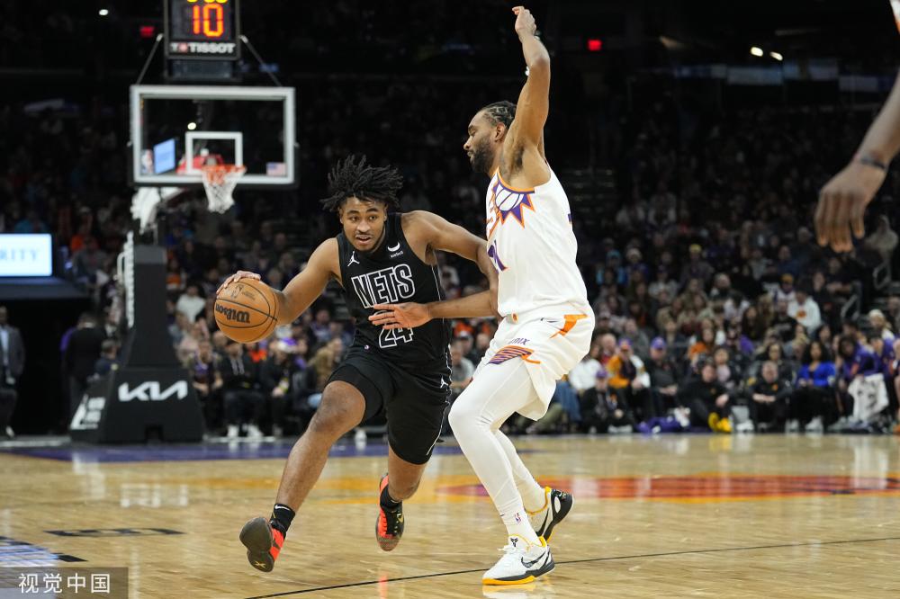 待的目光中 待的目光中